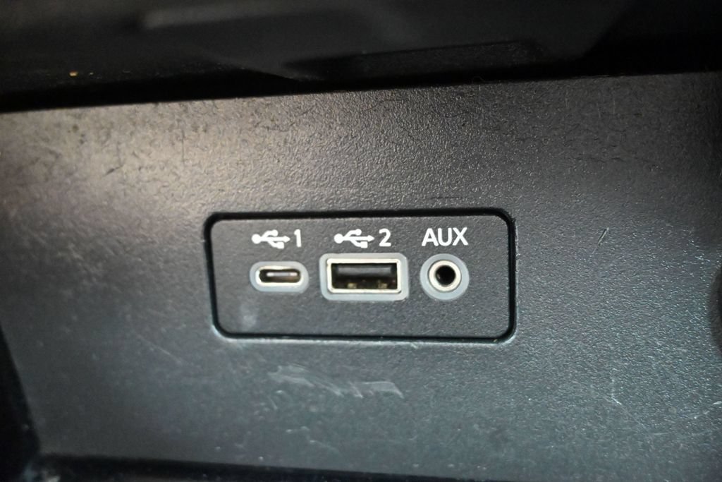 Used 2020 Nissan Altima 2.5 SL FWD image 16