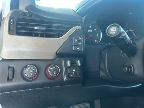 Used 2016 GMC Yukon Denali w/ Open Road Package AWD/4WD image 23