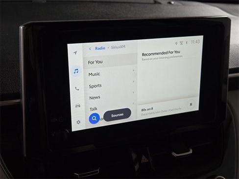 Used 2024 Toyota Corolla Cross XLE image 36