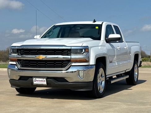 Used 2016 Chevrolet Silverado 1500 LT w/ Texas Edition image 3