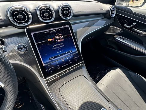 Certified 2025 Mercedes-Benz CLE 300 4MATIC Coupe image 26