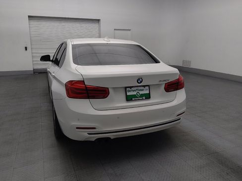 Used 2017 BMW 330i Sedan w/ Driver Assistance Package RWD image 6