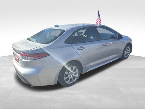 Used 2024 Toyota Corolla LE image 22