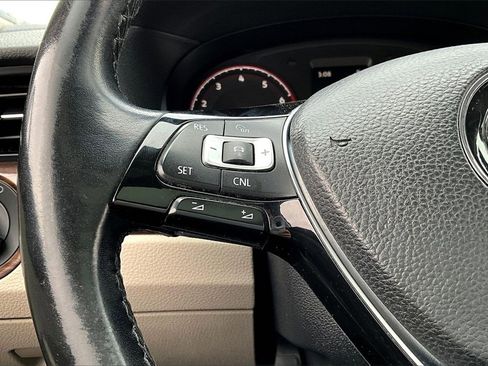 Used 2020 Volkswagen Passat 2.0T SEL image 11