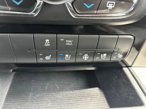 Used 2017 RAM 1500 Sport w/ Convenience Group AWD/4WD image 24