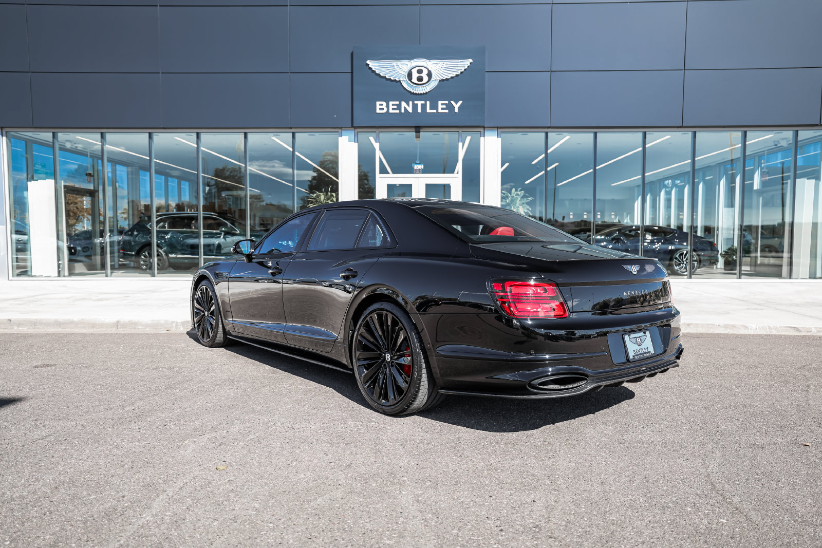 Certified 2024 Bentley Flying Spur W12 AWD/4WD image 8