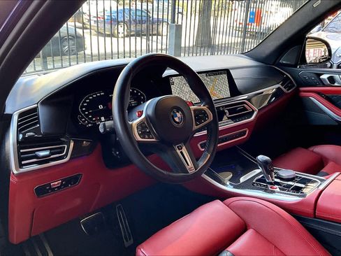 Used 2022 BMW X5 M w/ Executive Package image 17