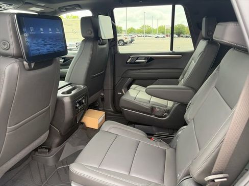 New 2026 Chevrolet Tahoe Z71 w/ Z71 Off-Road Package AWD/4WD image 15