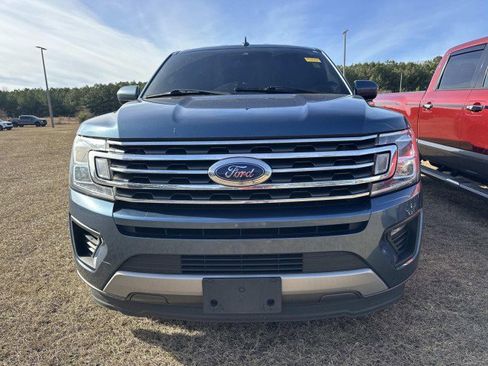 Used 2020 Ford Expedition XLT image 2