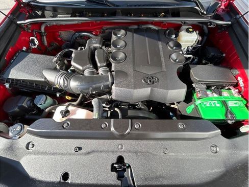 Used 2020 Toyota 4Runner SR5 image 26