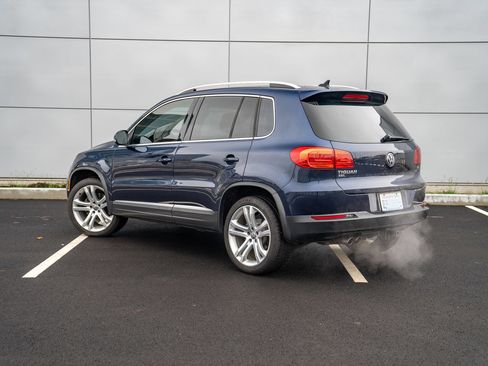 Used 2016 Volkswagen Tiguan SEL image 3