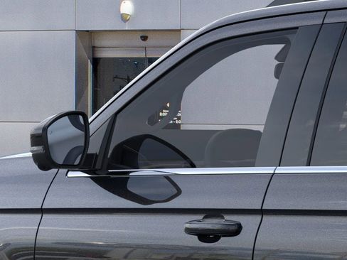 New 2025 Ford Expedition Platinum w/ Driver's Package image 20