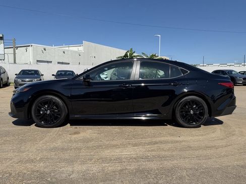 Used 2026 Toyota Camry SE FWD image 6
