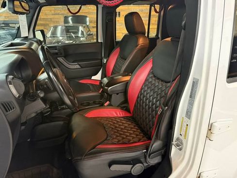 Used 2018 Jeep Wrangler Unlimited Sport S AWD/4WD image 21