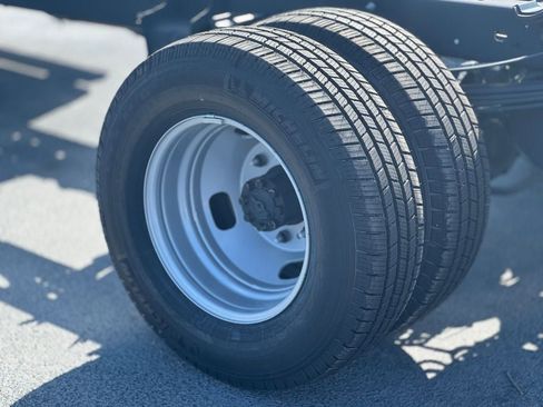 New 2025 Ford F350 XL image 7