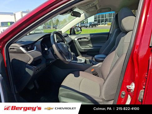 Used 2023 Toyota RAV4 XLE image 16