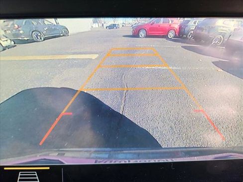 Used 2021 GMC Terrain SLT w/ LPO, Dark Accent Package image 13