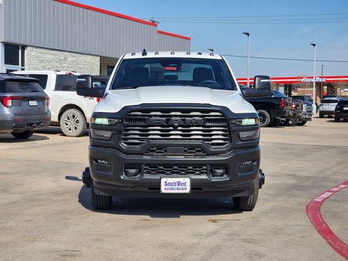 New 2026 RAM 3500 Tradesman AWD/4WD image 6
