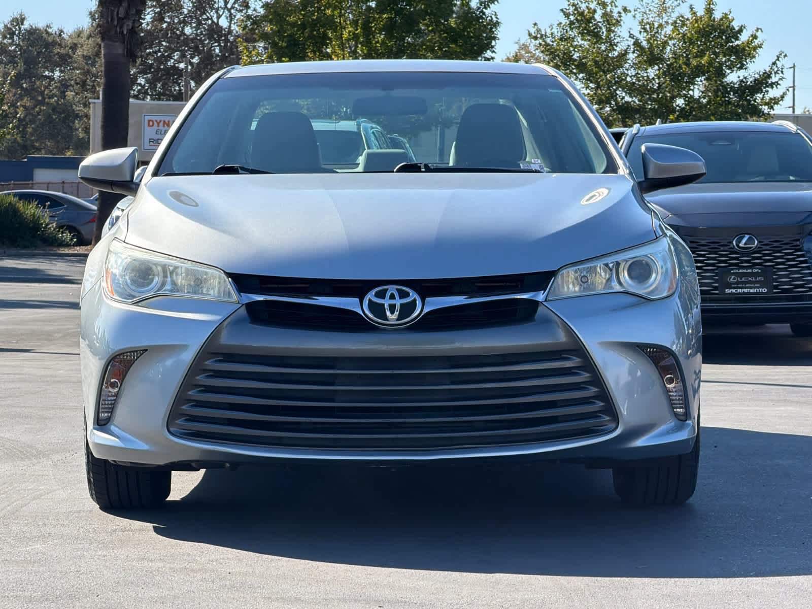 Used 2017 Toyota Camry LE FWD image 10