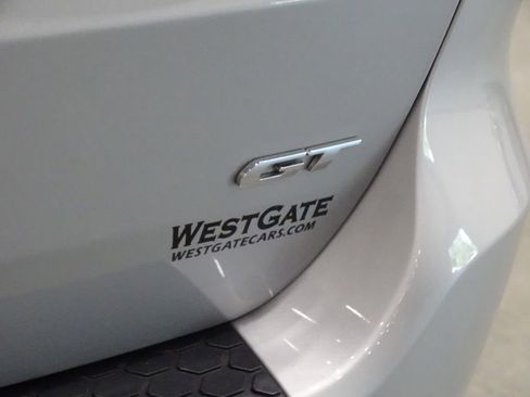 Used 2024 Dodge Durango GT image 40