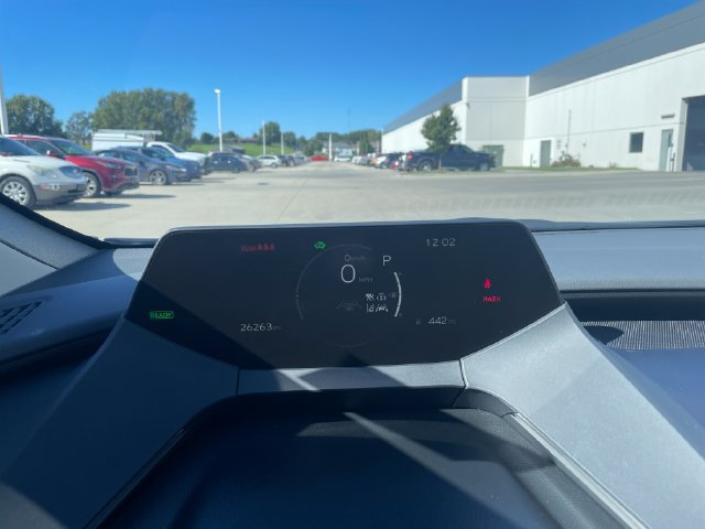 Used 2023 Toyota Prius XLE AWD/4WD image 9