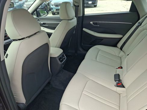Used 2023 Hyundai Sonata Limited w/ Cargo Package FWD image 19