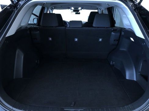 Certified 2025 Toyota RAV4 LE image 31