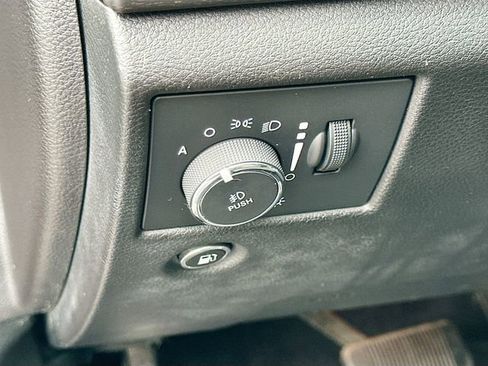 Used 2016 Jeep Grand Cherokee Laredo w/ Quick Order Package 23E image 10