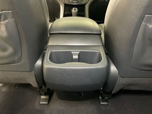 Used 2017 Hyundai Santa Fe Limited image 18