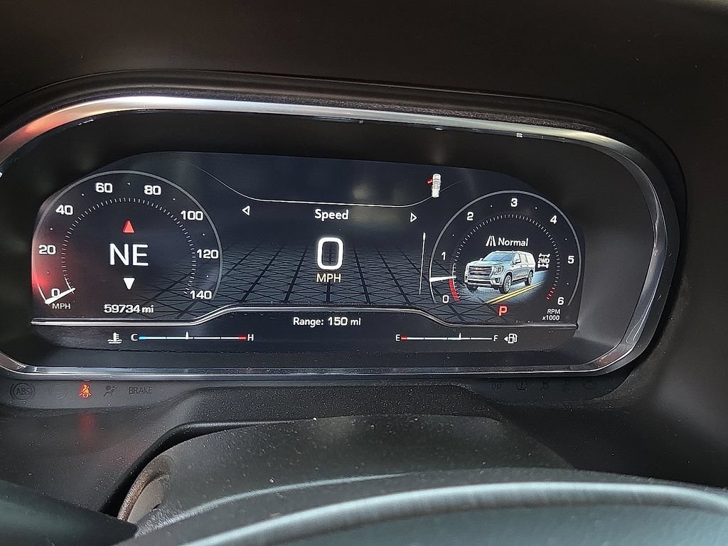 Used 2024 GMC Yukon AT4 w/ Technology Package AWD/4WD image 17