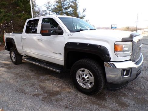 Used 2015 GMC Sierra 2500 SLE image 6
