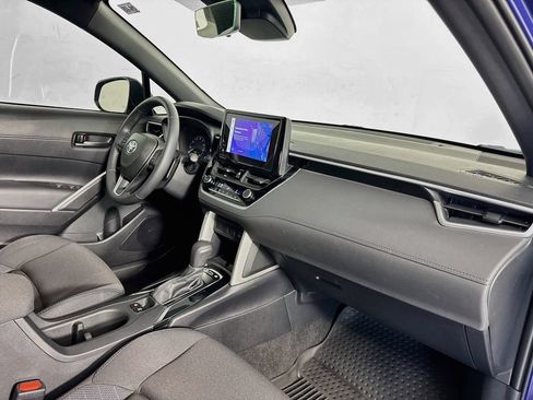 Used 2024 Toyota Corolla Cross AWD Hybrid image 35
