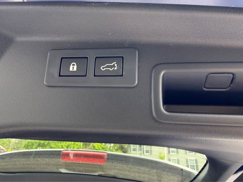 New 2026 Subaru Outback Limited AWD/4WD image 17