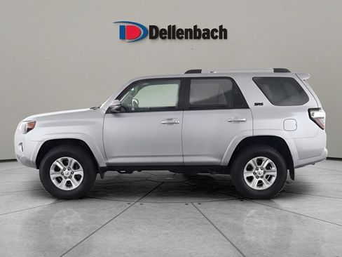Used 2021 Toyota 4Runner SR5 Premium w/ Moonroof Package AWD/4WD image 3
