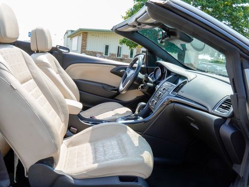 Used 2017 Buick Cascada Premium FWD image 21
