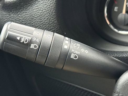 Used 2018 Jeep Wrangler Unlimited Sport S AWD/4WD image 19