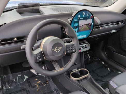 Used 2025 MINI Cooper S image 10