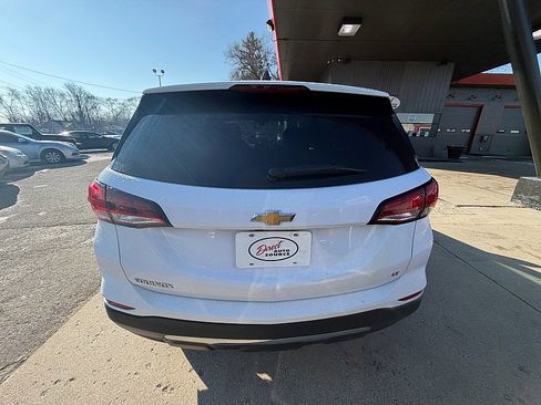 Used 2022 Chevrolet Equinox LT FWD image 3