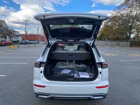 New 2025 Mitsubishi Outlander SE image 24