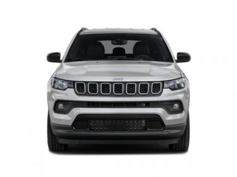 Used 2025 Jeep Compass Latitude w/ Altitude Special Edition image 7