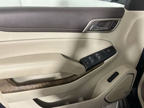 Used 2018 GMC Yukon Denali w/ Open Road Package image 13