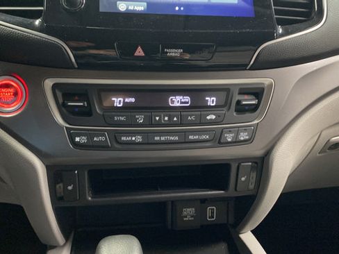 Used 2019 Honda Pilot EX image 18