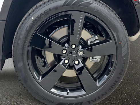 New 2026 Land Rover Defender 110 X-Dynamic SE AWD/4WD image 34
