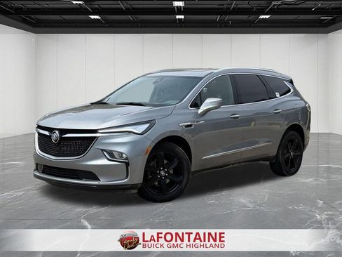Certified 2024 Buick Enclave Essence w/ Experience Buick Package AWD/4WD image 1