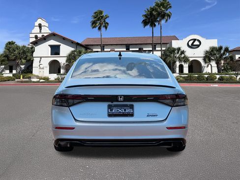 Used 2024 Honda Accord Sport image 3