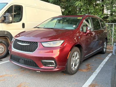 Used 2021 Chrysler Pacifica Limited