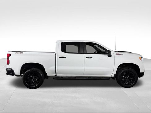 Used 2025 Chevrolet Silverado 1500 LT Trail Boss w/ Protection Package AWD/4WD image 6
