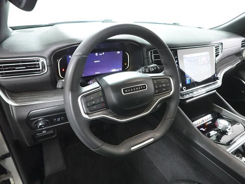 Used 2022 Jeep Wagoneer Series II w/ Premium Group I image 24