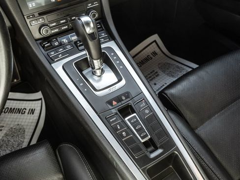 Used 2018 Porsche 911 Carrera RWD image 23