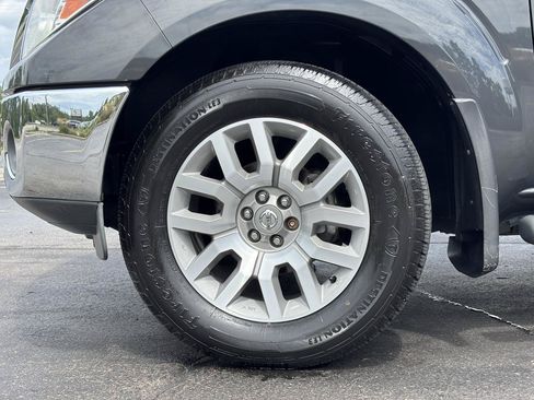 Used 2011 Nissan Frontier SL AWD/4WD image 44